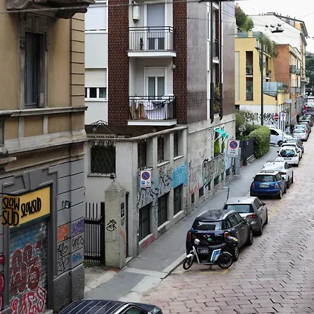 Charm Next To The Navigli- Via Tortona